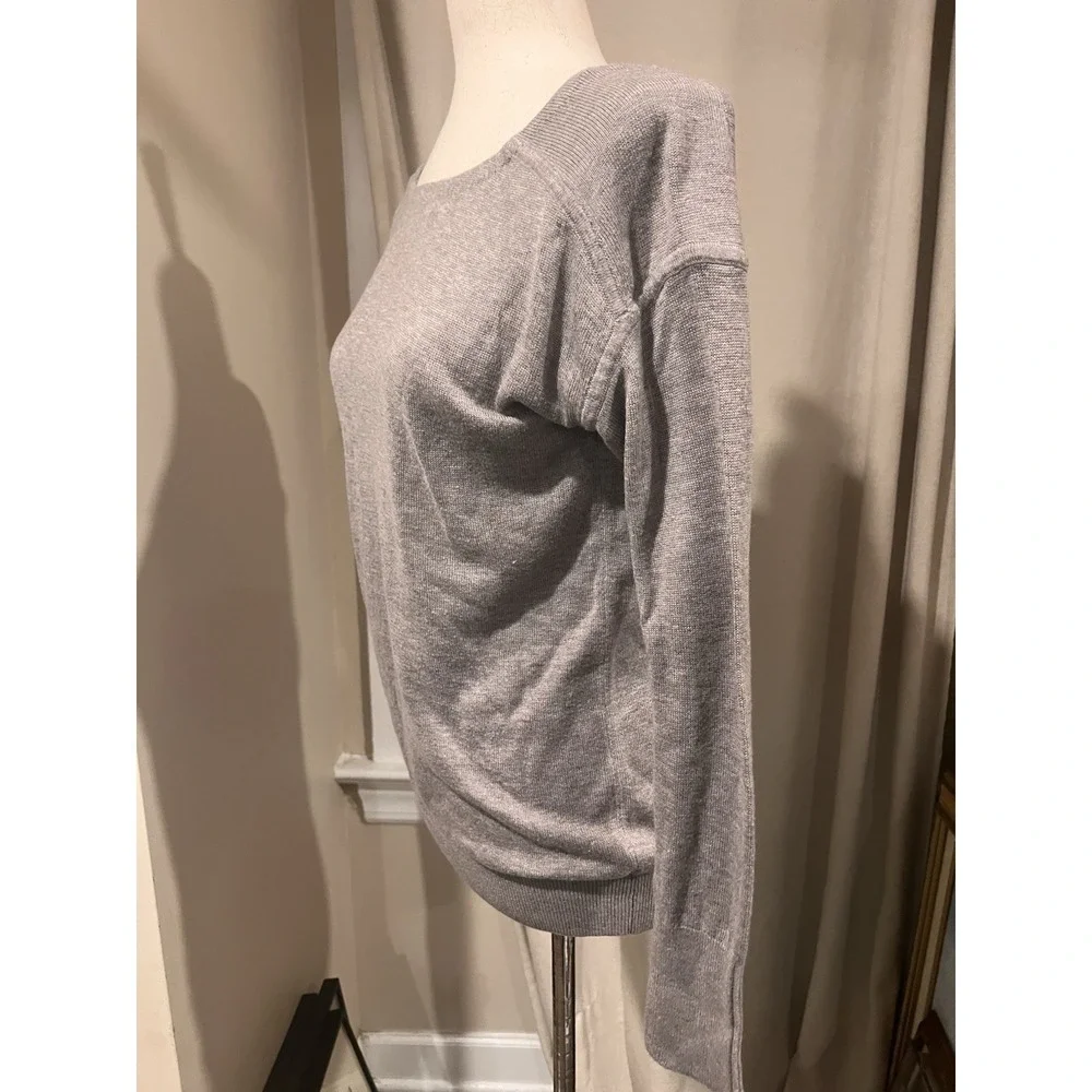 lululemon Women's Sweater Size 2‎ Gray